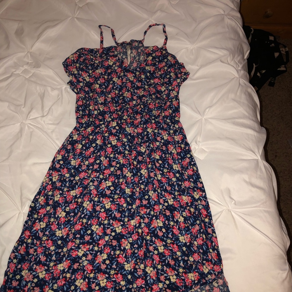 Maxi dress with side slits